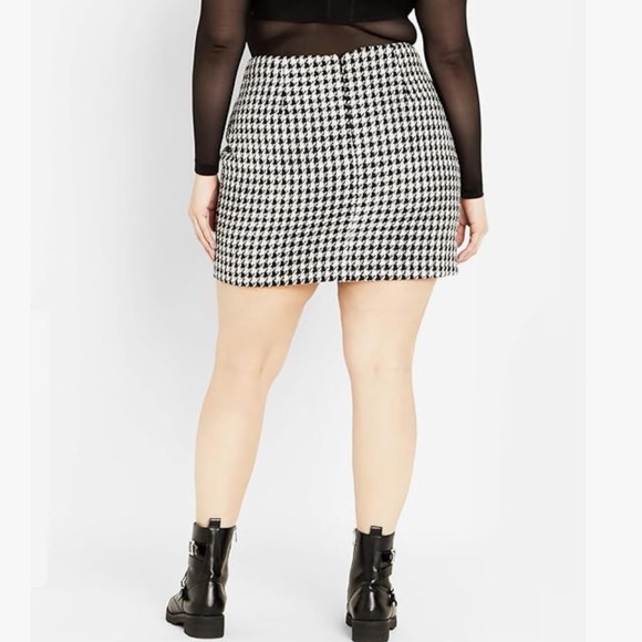 City chic Skylar skirt size 20 or L like new - Picture 2 of 4